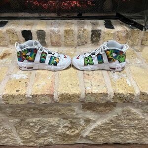 Nike Air More Uptempo ‘Peace, Love, Basketball’ Classic Kicks Size 5.5